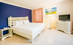 Grand Decameron Montego Beach, A Trademark All-Inclusive Resort