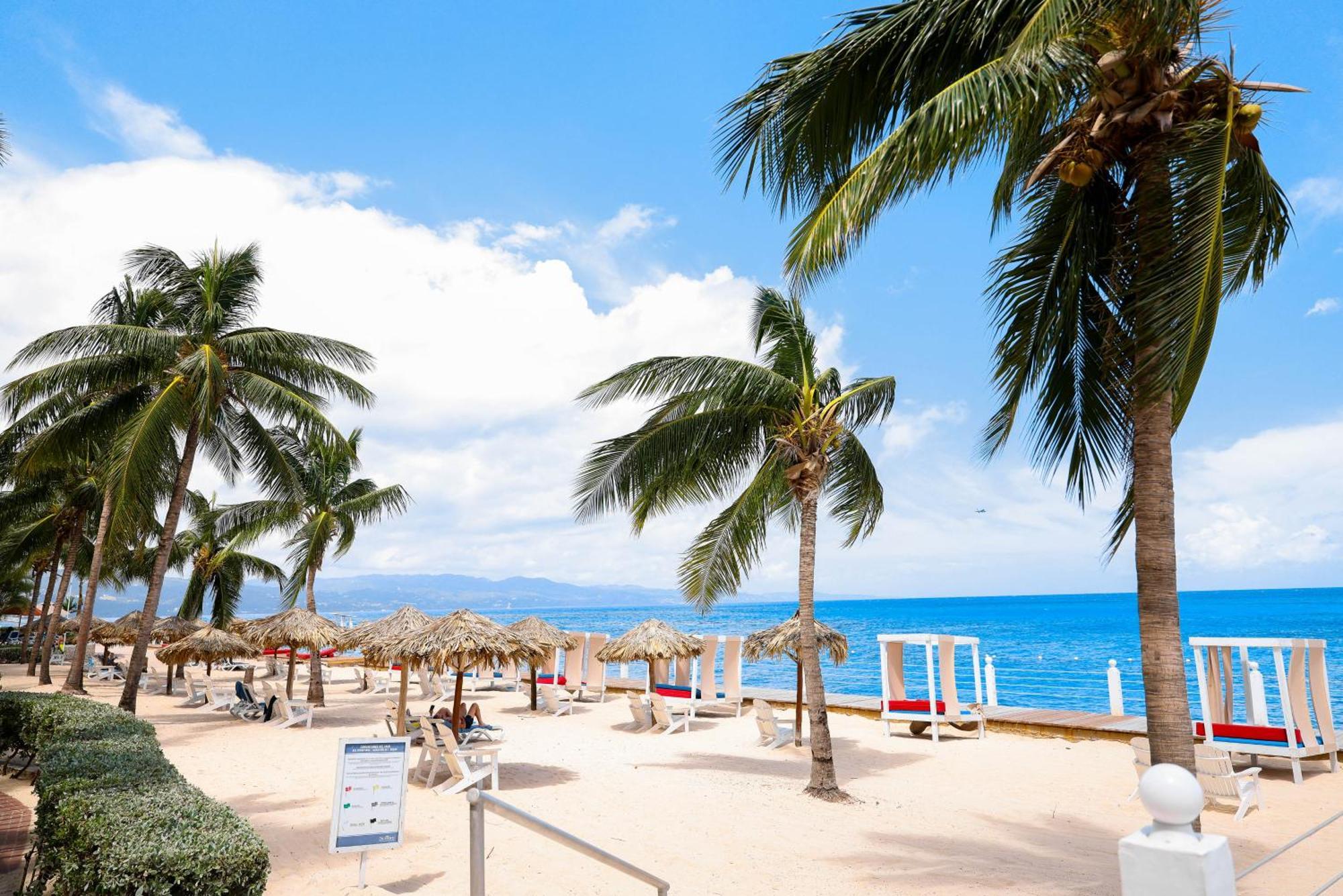 Grand Decameron Montego Beach, A Trademark All-Inclusive Resort Montego Bay Esterno foto
