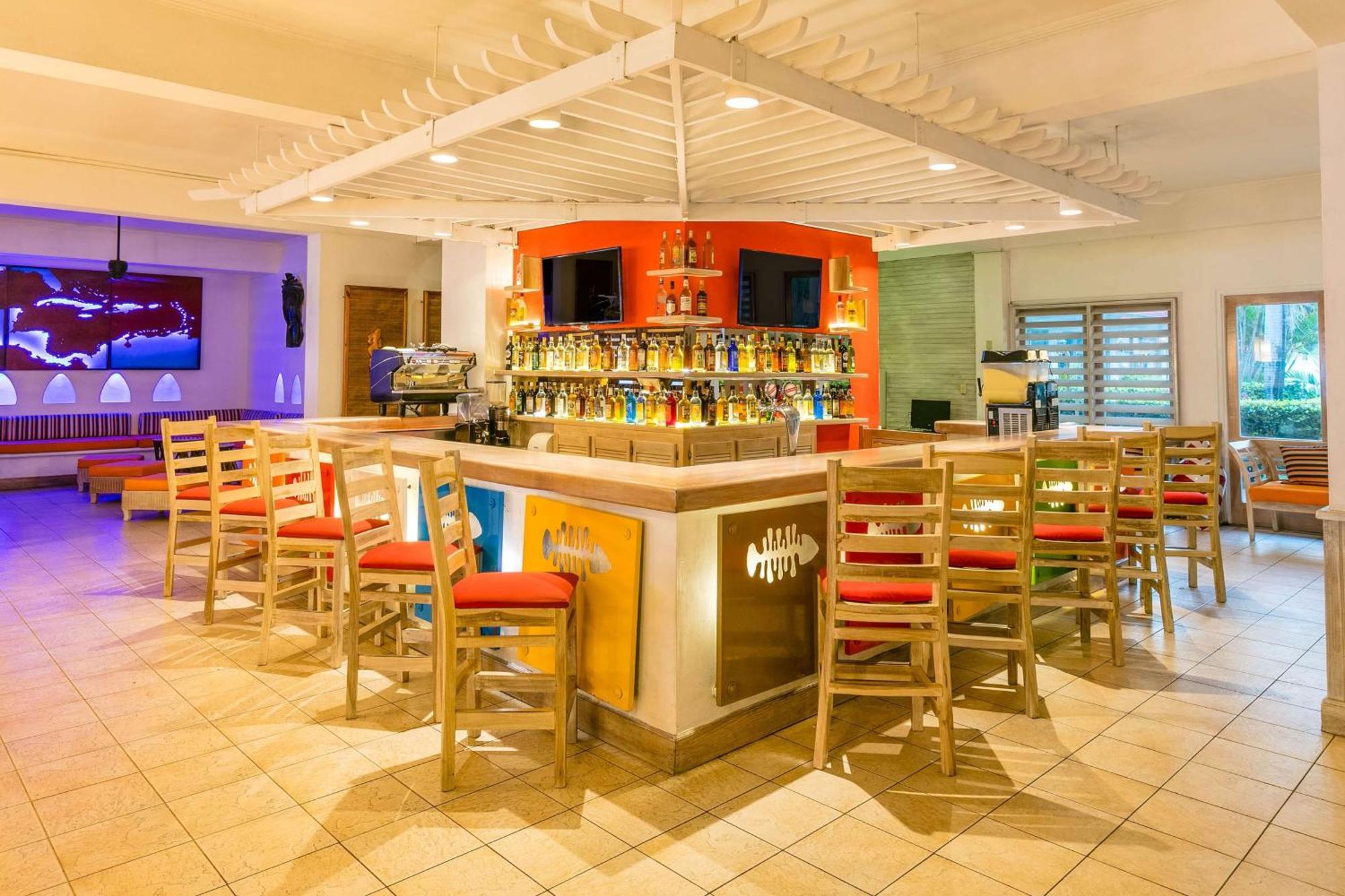 Grand Decameron Montego Beach, A Trademark All-Inclusive Resort Montego Bay Esterno foto