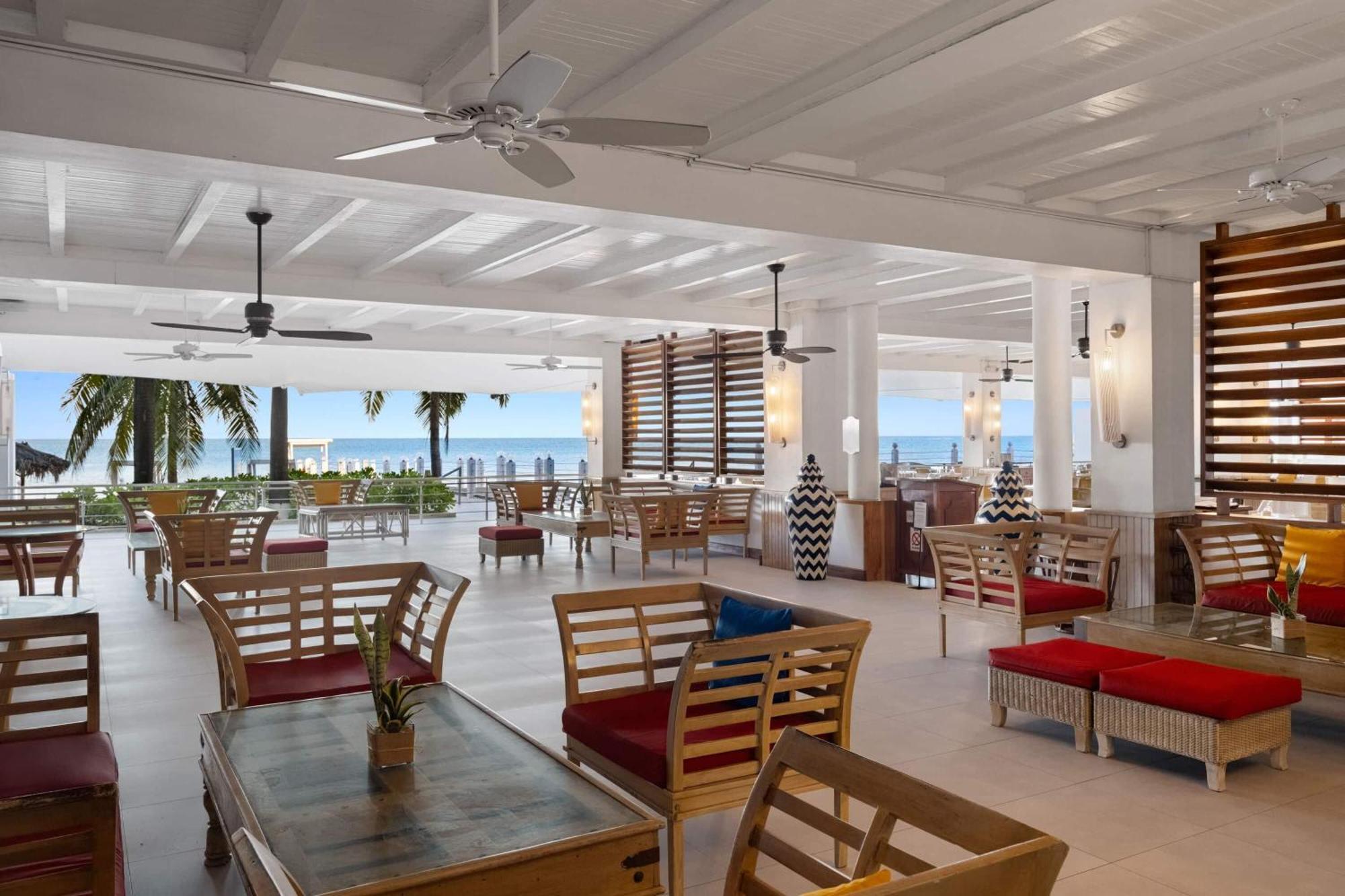 Grand Decameron Montego Beach, A Trademark All-Inclusive Resort Montego Bay Esterno foto