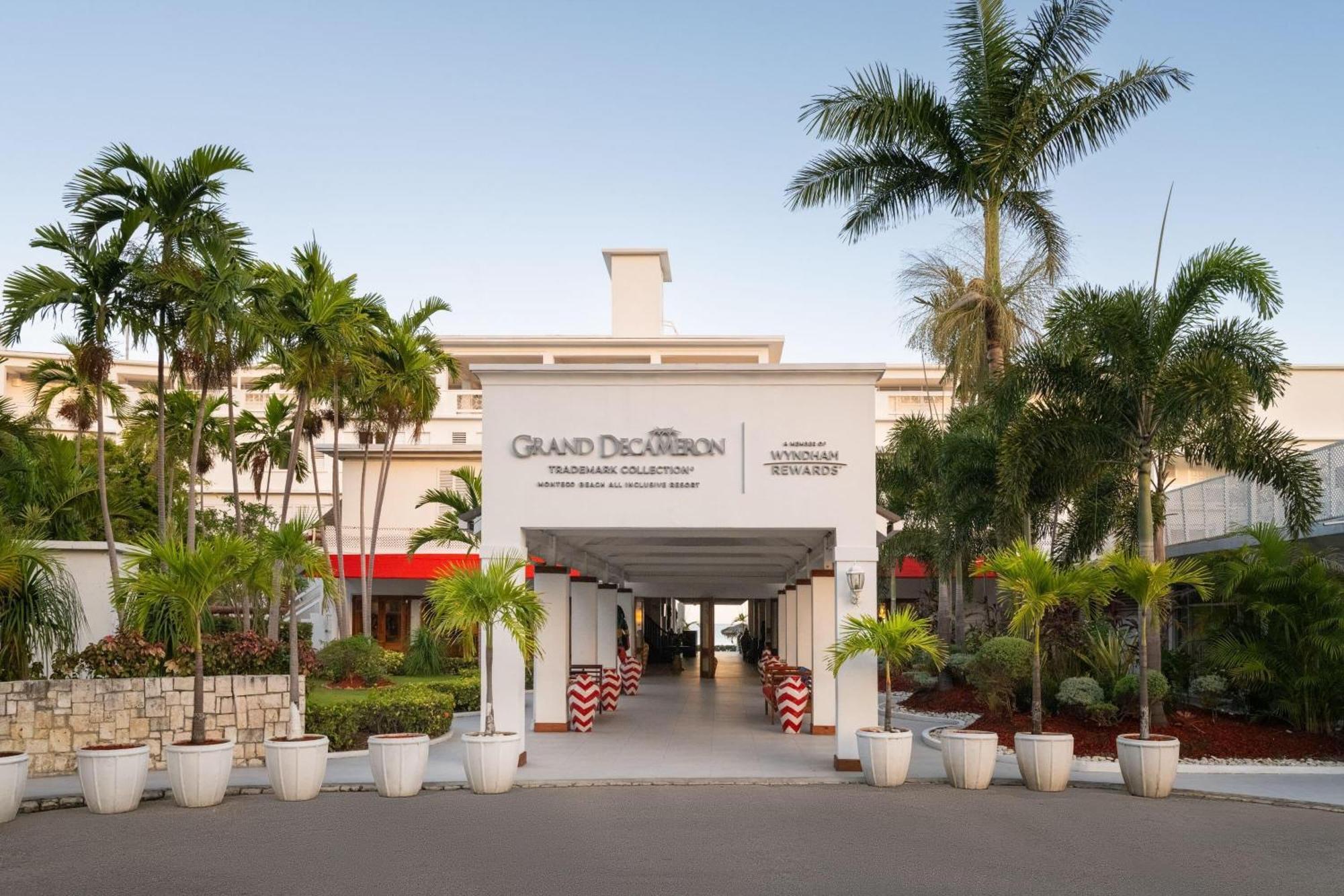 Grand Decameron Montego Beach, A Trademark All-Inclusive Resort Montego Bay Esterno foto