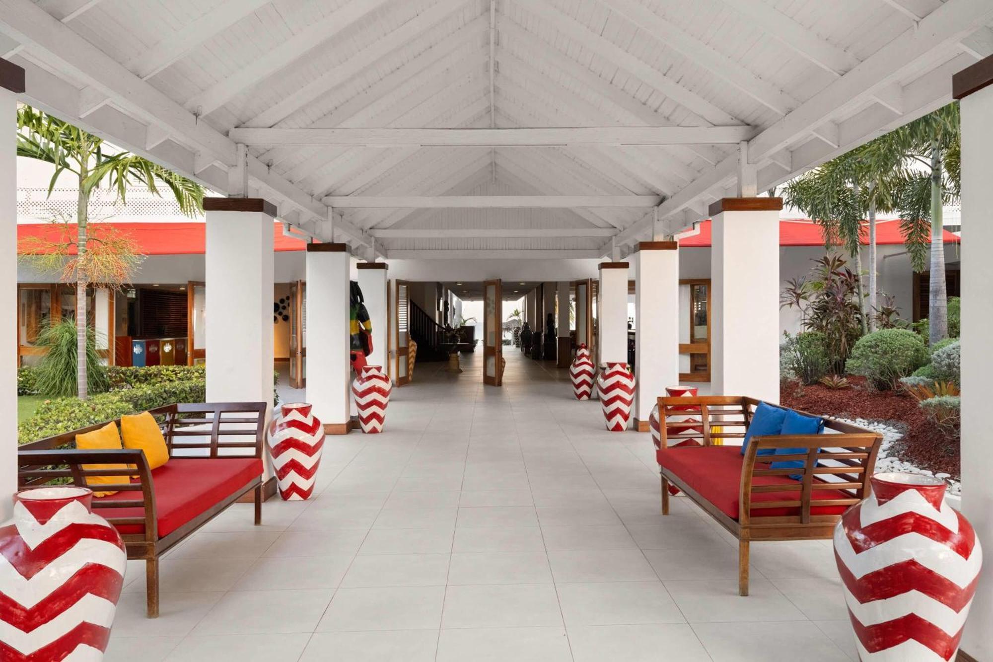 Grand Decameron Montego Beach, A Trademark All-Inclusive Resort Montego Bay Esterno foto