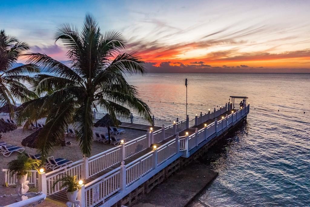 Grand Decameron Montego Beach, A Trademark All-Inclusive Resort Montego Bay Esterno foto
